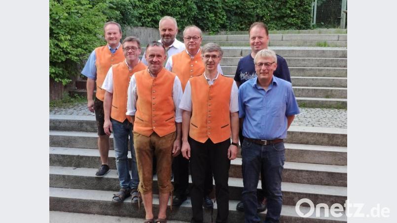 Aus zwei mach eins: Die Schreinerinnungen Amberg und Sulzbach-Rosenberg sind jetzt zu einer verschmolzen. Bild: exb