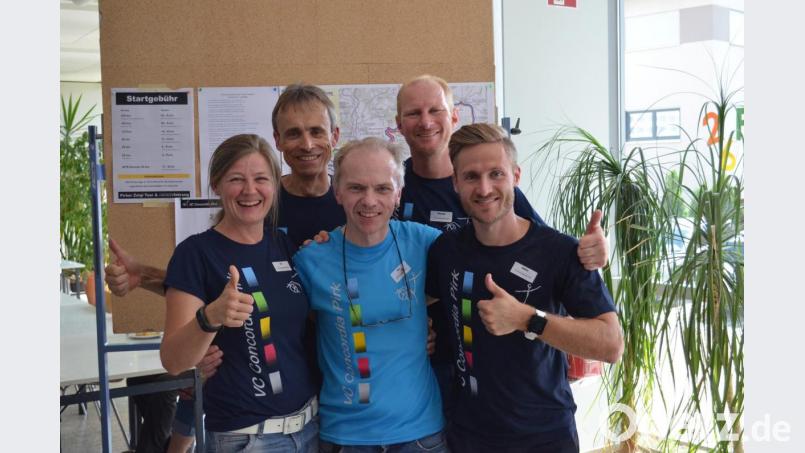 Anna Leitschuh, Robert Zeus, Peter Maciejewski, Alexander Radlbeck und Mathias Bayerl (von links) sind mit der ersten August-Zoigltour vollauf zufrieden. Bild: fz