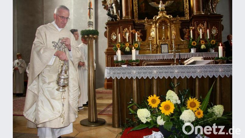 Pfarrer Josef Triebenbacher feierte nicht nur den Gottesdienst. Der Marktredwitzer Seelsorger konnte auch als Festprediger gewonnen werden. Bild: wro