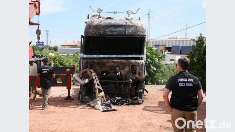 Wenn man nicht wüsste, dass gelöscht worden war, würde man dies nicht vermuten. Das meinte der LKA-Brandgutachter zum Wrack Bild: Guardia Civil
