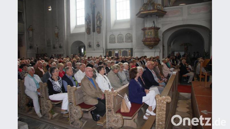 Patrozinium an Mariä Himmelfahrt in Fuchsmühl mit Festgottesdienst und Pfarrfest. Bild: wro