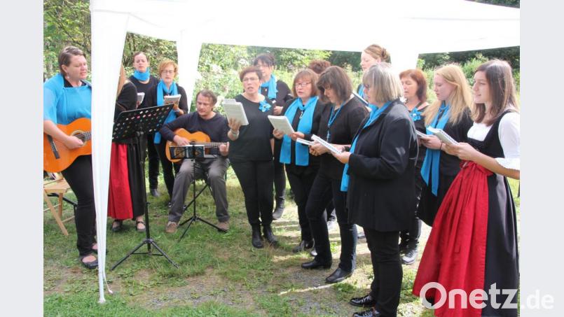 Der Griesbacher Kirchenchor &quot;Grenzenlos&quot; umrahmte den Festgottesdienst. Bild: kro
