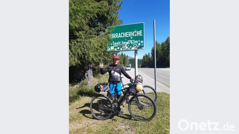 Auf seiner Fahrradtour von Waldsassen an die Adriaküste passierte Jonas Möhwald auch die Turracherhöhe. Zurück in die Heimat ging es mit dem Fernreisebus. Bild: exb