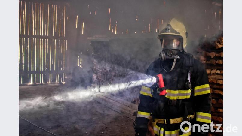 Im &quot;brennenden&quot; Gebäude Bild: jma