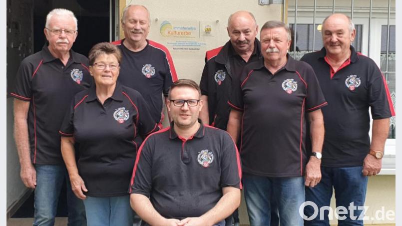 Für die Feuerschützen in Pfreimd erfolgreich am Start (von links): Theo Heinz, Gisela Heinz, Herbert Bauer, Jürgen Weiß, Leonhard Högner, Kurt Falk und Klaus Staszek. Bild: exb