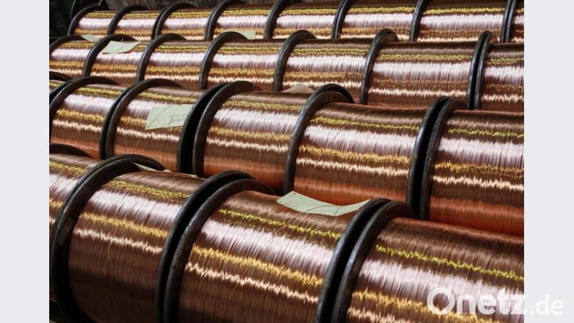 Rollen mit Kupferdraht (Symbolbild): Bei Dieben oft eine begehrte Beute, weil Kupfer nicht billig ist. Bild: Frank Rumpenhorst/dpa