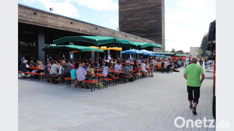 Einen hervorragenden Besuch verzeichnete das erste Gartenfest der Feuerwehr am vergangenen Sonntag am neuen Standort an der Mitterteicher Straße. Bild: Freiwillige Feuerwehr Tirschenreuth/exb
