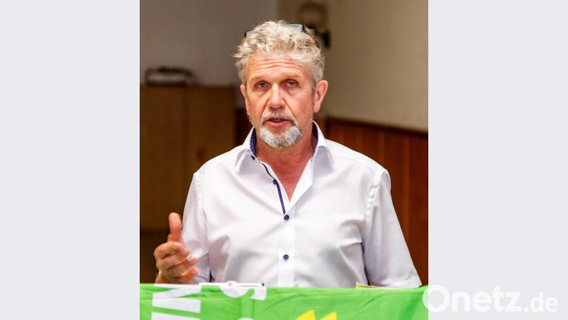 Rudi Sommer (63) aus Bruck tritt am 15. März 2020 für Bündnis 90/Die Grünen als Kandidat für das Amt des Landrats an. Auf den Kreisrat entfielen bei der Nominierungsversammlung alle gültigen Stimmen. Bild: Hösamer