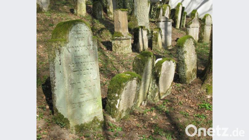 Gräber aus „orthodoxer Zeit“ auf dem jüdischen Friedhof in Sulzbach (Sulzbach-Rosenberg). Bild: Dieter Dörner