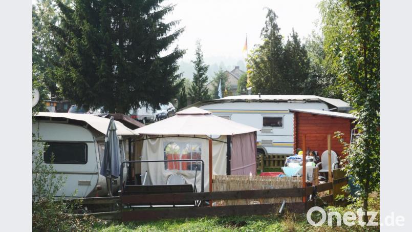 Für die Dauercamper ist der Platz beim Gollwitzerhof in der Nähe des Naturschutzgebietes Doost das Paradies. Die meisten kommen aus dem Umkreis, aus Windischeschenbach, Weiden und Floß, Wiesau und Amberg. Bild: Gabi Schönberger