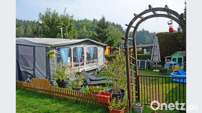 Für die Dauercamper ist der Platz beim Gollwitzerhof in der Nähe des Naturschutzgebietes Doost das Paradies. Die meisten kommen aus dem Umkreis, aus Windischeschenbach, Weiden und Floß, Wiesau und Amberg. Bild: Gabi Schönberger