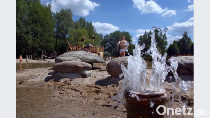 Ab gehts zur Erfrischung: Beim Piratenspielplatz am LGS-Gelände sollte auf jeden Fall die Badehose dabei sein. Bild: Wolfgang Steinbacher
