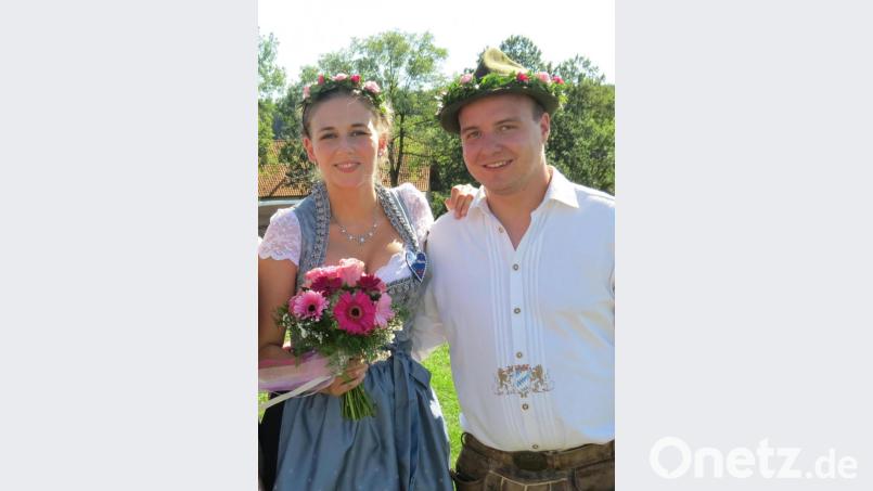 Das neue Etsdorfer Oberkirwapaar bilden Anna-Maria Dietrich und Jonas Schießlbauer. Bild: has