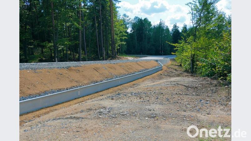 400 Meter Amphibien-Leiteinrichtungen lenken künftig Frösche und Co. zu ihren Laichplätzen. Bild: bsc