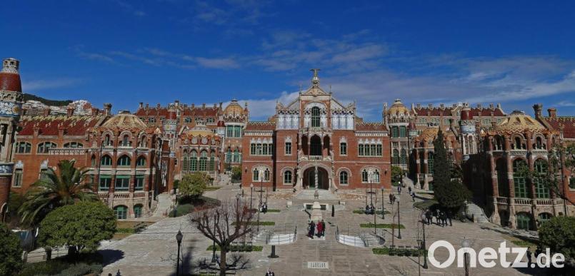 Das Hospital de Sant Pau, ein Komplex im katalanischen Jugendstil mit 18 Pavillons in einer weitläufigen Gartenanlage. Bild: exb/Johann Gmeiner