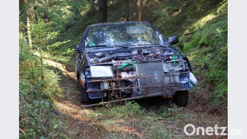 Auch einen Subaru Justy hat der Pilzesammler entdeckt. Bild: bkr