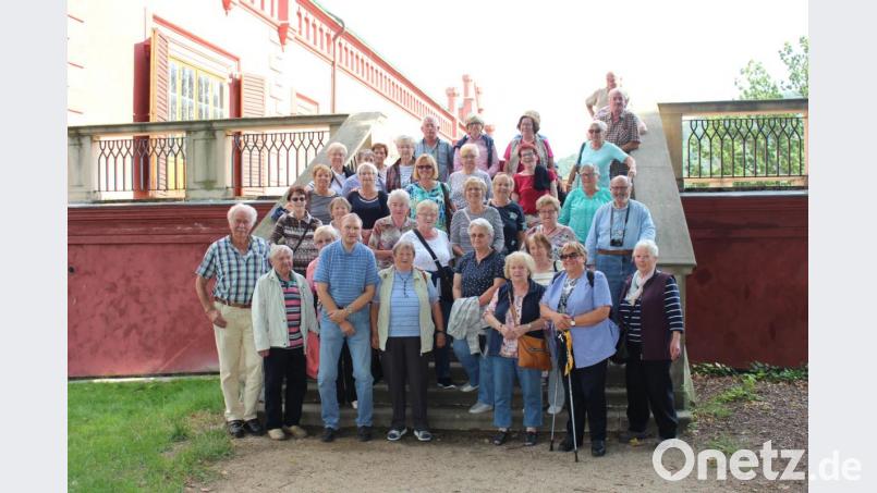 Viel gesehen und erlebt haben die Senioren bei ihrem Ausflug nach Nordböhmen. Ein Gruppenbild zur Erinnerung an die Tour durfte nicht fehlen. Bild: Tourist-Info Waldsassen/exb