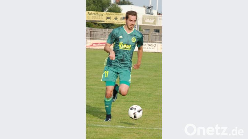 Marco Kießling steuerte drei Treffer zum 6:2-Sieg des SV Mitterteich in Herzogenaurach bei. Bild: gb