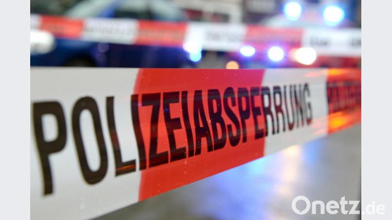 In Straubing wurden auf einer Baustelle Teile einer Fliegerbombe gefunden. In einem Radius von 150 Metern um den Fundort bat die Polizei am Mittag die Anwohner, ihre Häuser zu verlassen. Bild: Patrick Seeger