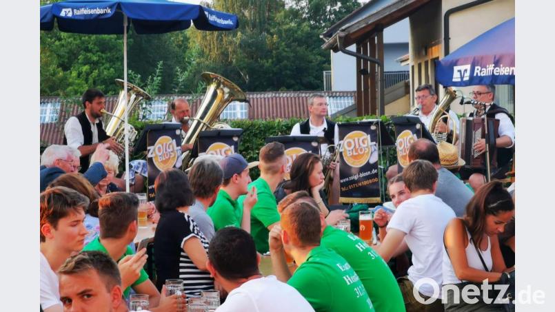 Die "Zoigl-Blosn" gibt am Kommunbrauhaus den Ton an. Bild: gz