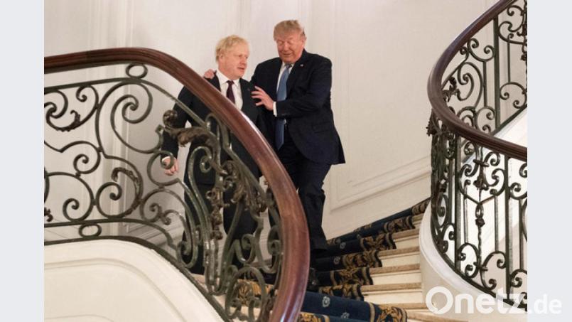Die zwei vom Treppenwitz: US-Präsident Donald Trump (rechts) und Großbritanniens Premierminister Boris Johnson beim G7-Gipfel. Bild: Stefan Rousseau/PA Wire/dpa