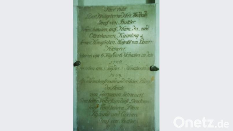Epitaph von Stauffenbergs Ur-Ahnen Theobald Graf von Butler in der alten Pfarrkirche in Schwarzenfeld (nach einer Aufnahme von Martin Irl). Bild: Thomas Dobler