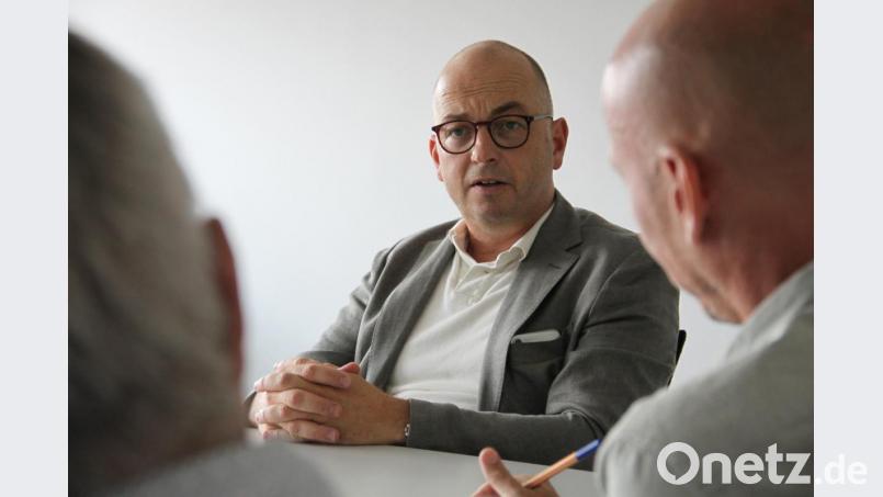 Christian Deglmann gibt sich im Interview angriffslustig, attackiert mehrfach "die Stadtspitze". Bild: Stefan Zaruba