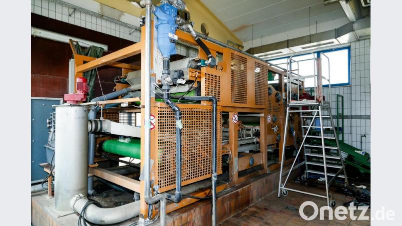 Die Siebbandpresse für Klärschlamm an der Schwandorf-Wackersdorfer Anlage soll ersetzt werden. Kosten: 450000 Euro. Bild: Hösamer