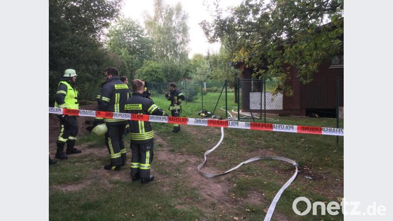 Erneut Einsatz in Neunkirchen: Die örtliche Feuerwehr rückt am Donnerstagmorgen zum Brand eines Gartenhauses aus. Bild: Gustl Beer