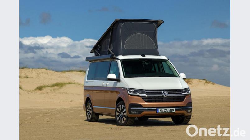 Unter den Reisemobilen gilt der VW California als Multitool. Auf dem Caravan-Salon in Düsseldorf feiert die Version 6.1 Weltpremiere. Bild: VW Nutzfahrzeuge