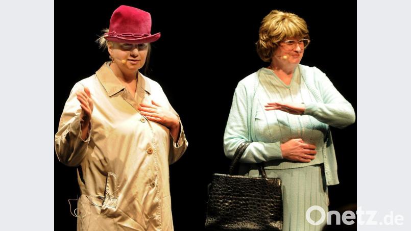 Die Schwestern Regina Diegel und Monika Helmstreit (von links) sind seit 20 Jahren als &quot;Schrägschrauben&quot; unterwegs. Archivbild: Stephan Huber