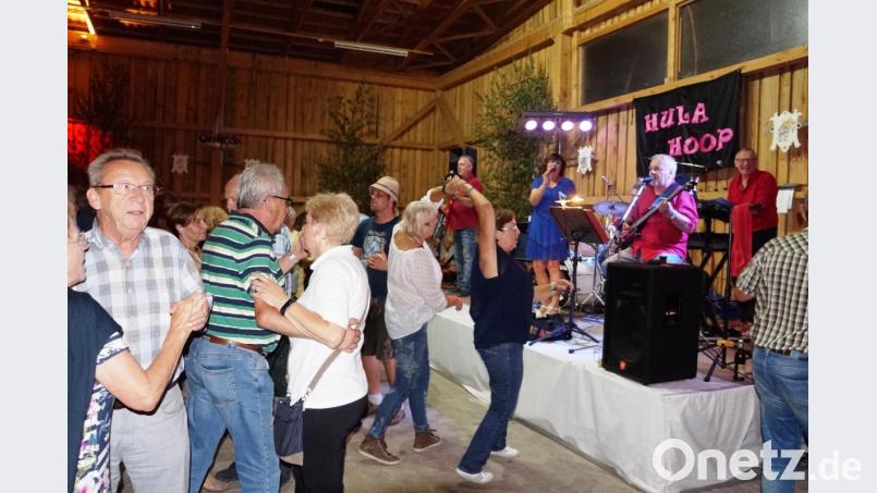 Hula Hoop ist ein Garant für tolle Stimmung und ein volles Haus. Bild: oe