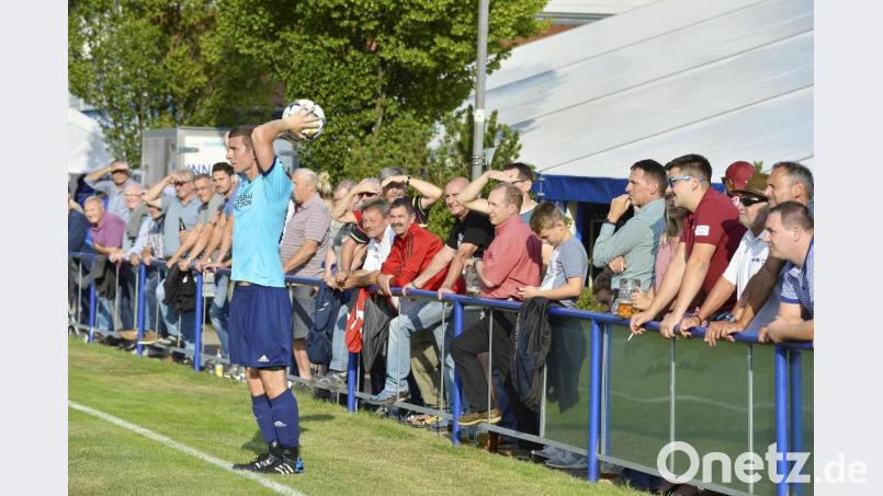Die SG SF Ursulapoppenricht I/Gebenbach II hat Personalsorgen. Ausgerechnet jetzt kommt mit dem 1. FC Schlicht einer der Titelanwärter. Bild: Ziegler