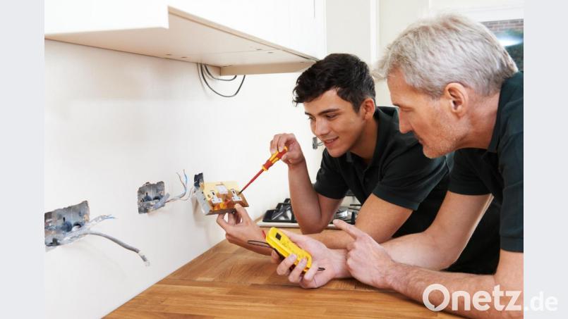 Auch das Elektrohandwerk hat Zukunft – aber viel zu wenige passende Bewerber für Ausbildungsstellen. Bild: highwaystarz-fotolia.com Bild: highwaystarz-fotolia.com