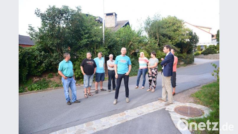 Wohlwollend wurde zur Kenntnis genommen, dass die Niederschlagswasserbeseitigung an der Ortsstraße durch Anlegung eines großen Sinkkasten zur Zufriedenheit geregelt worden war. Bild: bey