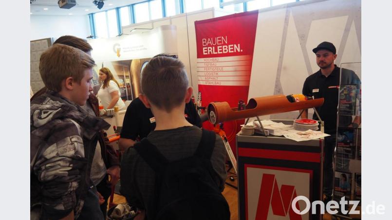 Auch Baubetriebe müssen sich viel einfallen lassen, um Nachwuchs einstellen zu können Bild: Bühner