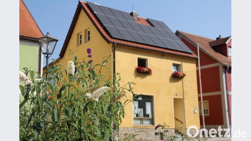 Die „neue Adresse“ bei Fußproblemen ist die Podologie-Fachpraxis von Siegfried Messer in der Schönseer-Straße 13 (ehemaliges Versicherungsbüro von Alois Früchtl). Bild: frd