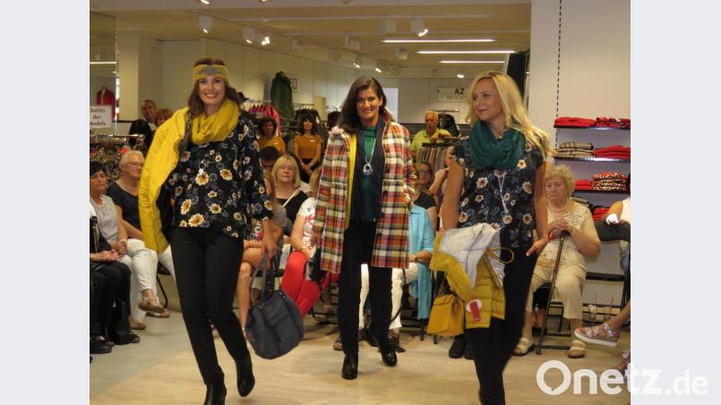 Ob kariert, uni oder floral: Die Jacken, Hosen und Oberteile sind leicht, bequem und sehr attraktiv. Bild: ubb