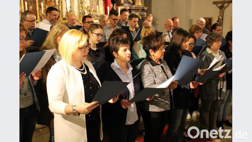 Kirchenmusik bei den Proben. Bild: exb