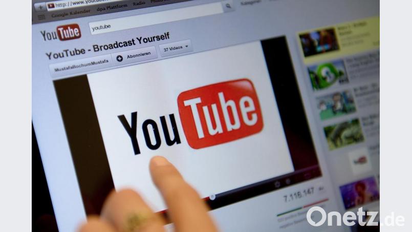 Youtube geht verstärkt gegen Hassreden und Hasskommentare auf der Videoplattform vor. Bild: Britta Pedersen/dpa