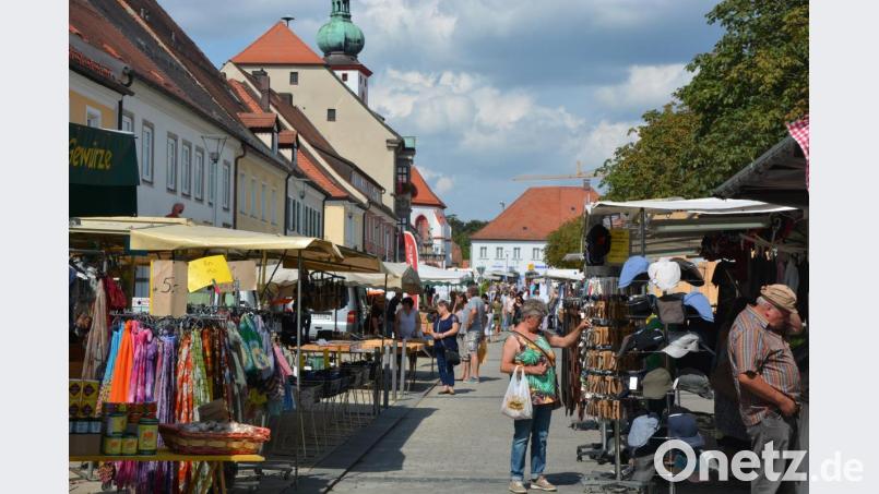 Die zweite Auflage des Tirschenreuther Herbstmarktes hätte mehr Besucher verdient. Bild: jr