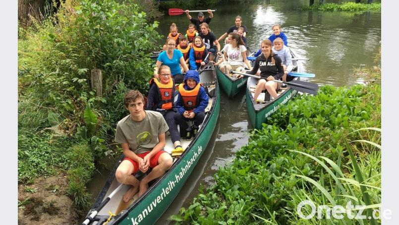 Mit Kanus die Vils entlang: Der Ausflug auf dem Fluss war ein Angebot des Pullenreuther Ferienprogramms. Bild: exb - Gesellschaft Steinwaldia