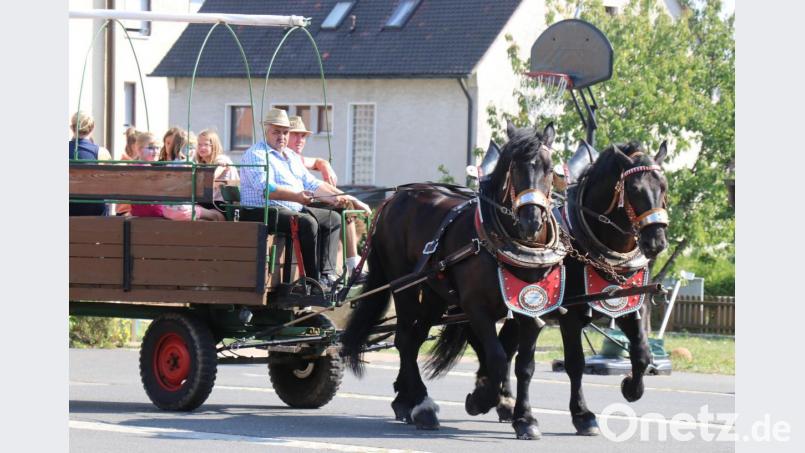 Die Fahrt mit der Pferdekutsche der Familie Wölker, gezogen von prächtigen Kaltblütern, war stets gefragt Bild: er