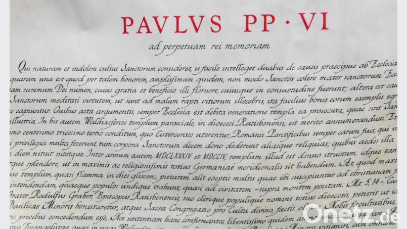 Ein Auszug aus der Original-Urkunde zur Erhebung der Pfarrkirche Waldsassen zur Päpstlichen Basilika, die bisher noch nie übersetzt worden ist. Bild: tr