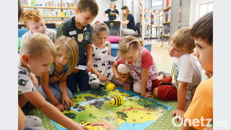 Welches der 3 Teams schafft es zuerst die 5 Aufgaben zu lösen? Bild: Schönberger, Gabi