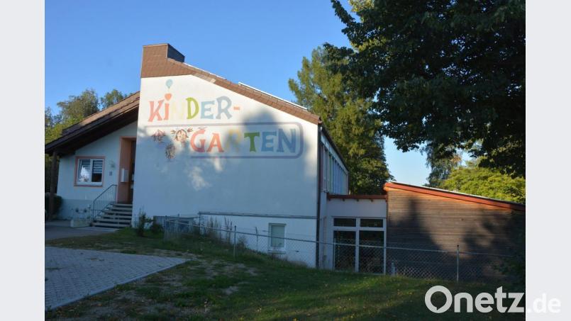 Seit 45 Jahren gibt es das Kinderhaus der Gemeinde Pechbrunn in Groschlattengrün. Bild: jr