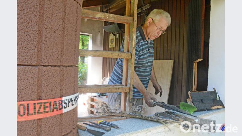 Erwin Reindl, dessen Gartenhaus der Brandstifter anzündete, schätzt, dass er noch ein bis zwei Monate braucht, um die Schäden zu reparieren. Auf eine Erstattung von der Versicherung kann er inzwischen nicht mehr hoffen. Archivbild: Gabi Schönberger