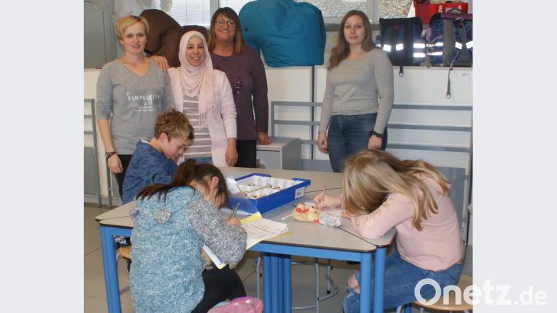 Pädagogisch geschultes, motiviertes Fachpersonal betreut die Kinder der OGTS. Bild: weu