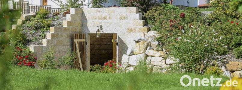 Zum Tag des offenen Denkmals öffnet Hans Walter aus Kastl sein Kellergewölbe. Bild: bkr