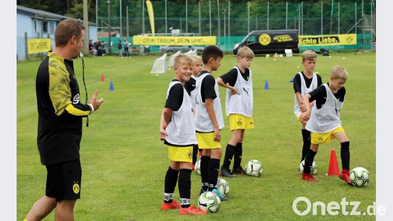 Sven Kahlert, der mit dem Frauen-Fußball-Club Frankfurt 2011 den DFB Pokal geholt hat, arbeitet seit einigen Jahren im Nachwuchsbreich. Bild: Gerhard Götz